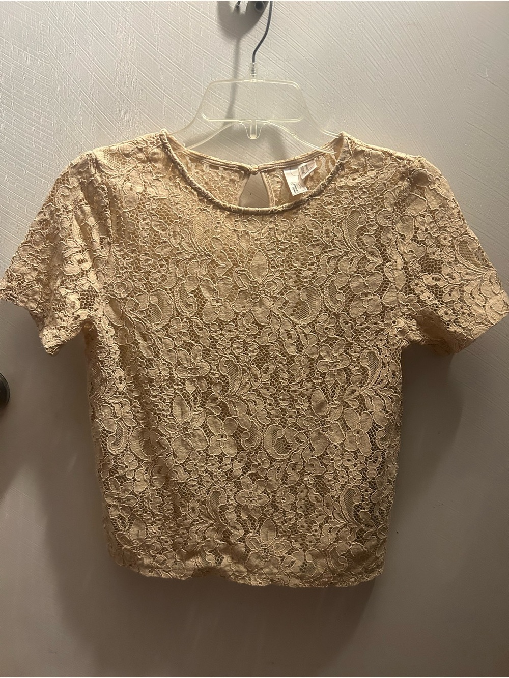 Forever 21 Beige Lace Short-Sleeve Blouse